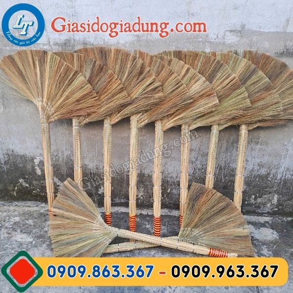 nguồn cung chổi quét nhà bông cỏ giá sỉ ưu đãi