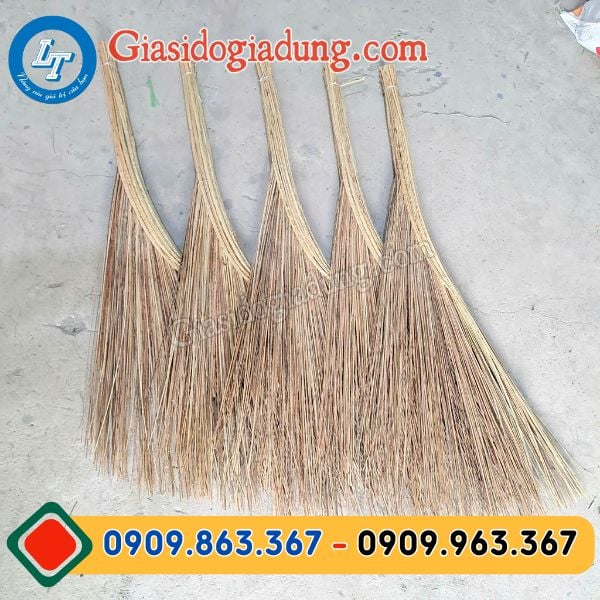 nhập sỉ chổi xương dừa quét sân giá tốt trực tiếp tận xưởng