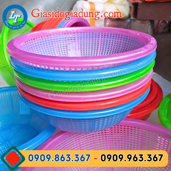 rổ nhựa tròn ô nhỏ giá siêu rẻ cho cửa hàng gia dụng