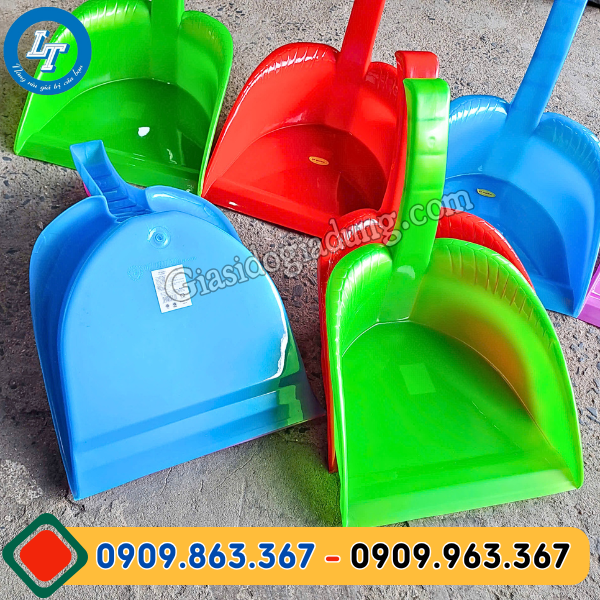 sản xuất và bỏ sỉ ky hốt rác nhựa cán ngắn giá rẻ đủ mẫu mã