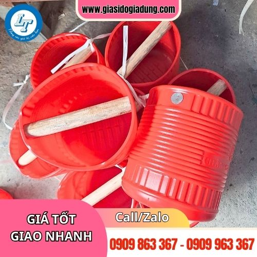 sỉ gàu múc nước nhựa 5 lít 10 lít giá tốt nhất thị trường