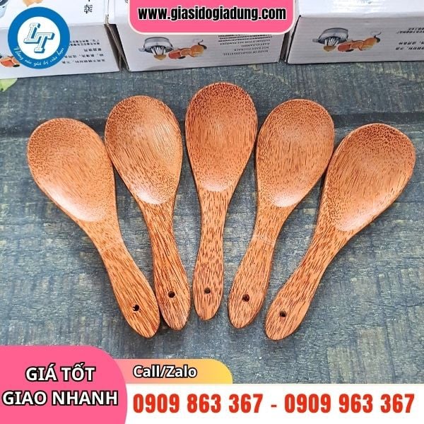 VÁ XỚI CƠM GỖ