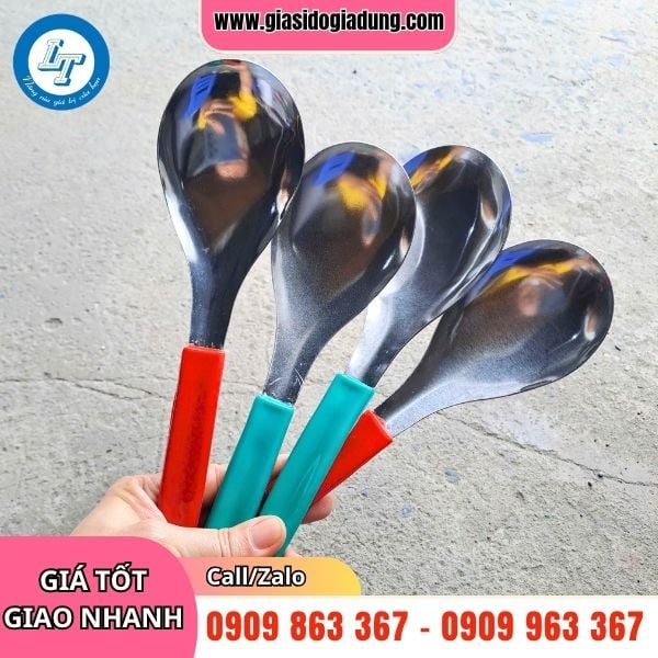 VÁ XỚI CƠM INOX