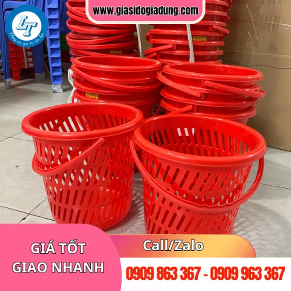 SỌT NHỰA TRÒN CÓ QUAI