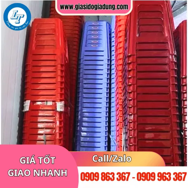 GHẾ NHỰA CAO VUÔNG