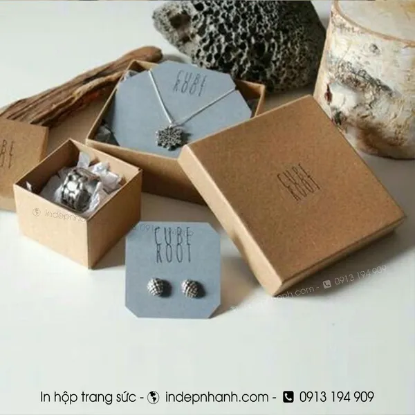 HỘP GIẤY ĐỰNG TRANG SỨC