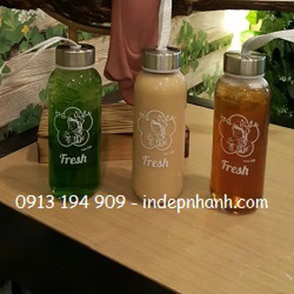 DECAL TRONG CHỮ TRẮNG