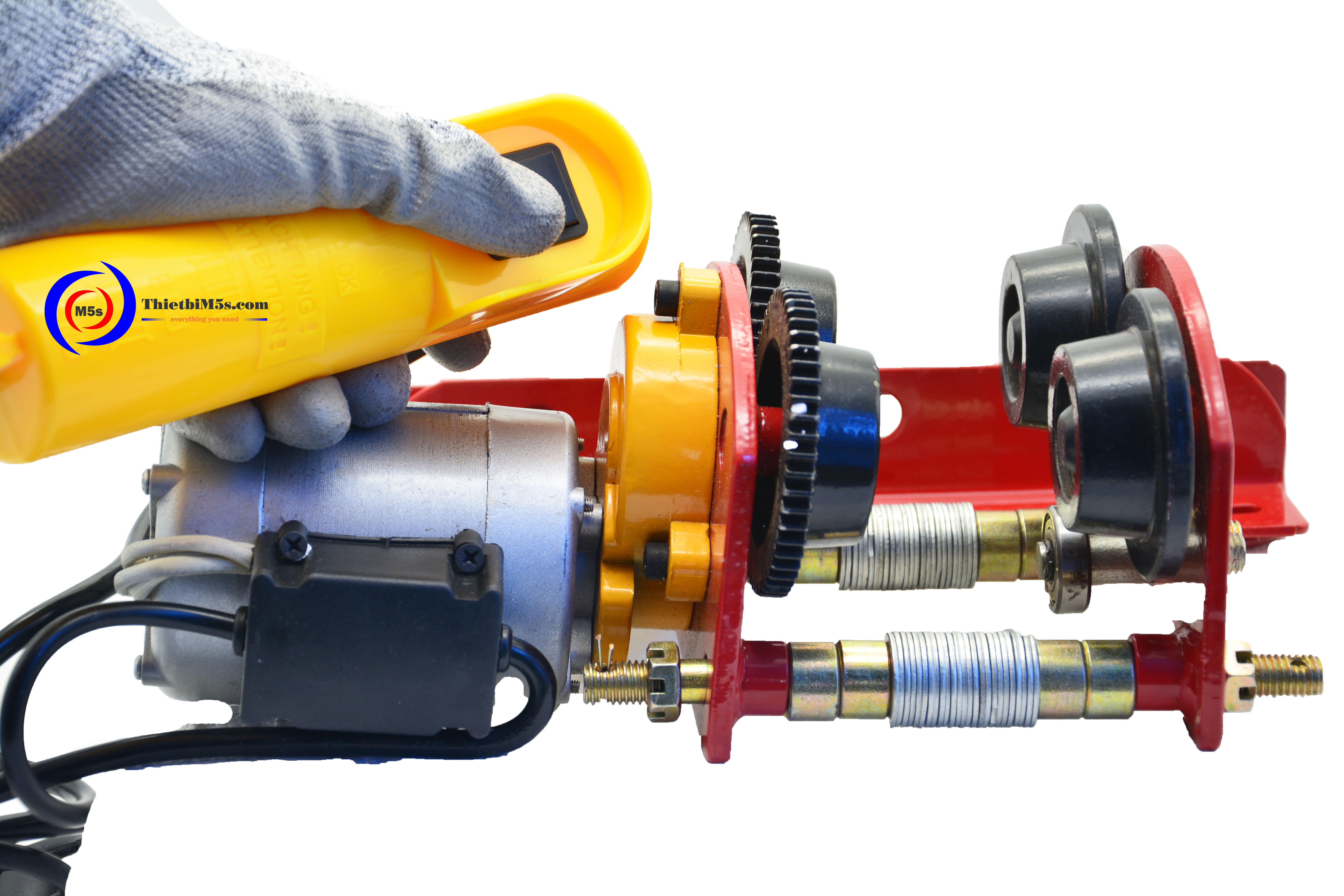 Rùa tời điện So sánh tời điện Nhật bãi và tời điện Đài Loan