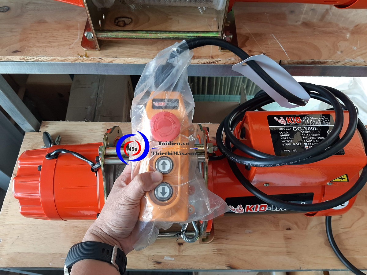 Máy tời điện đa năng KIO Winch Máy tời điện đa năng KIO Winch
