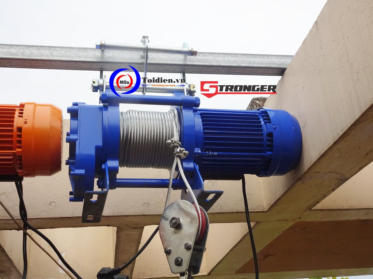 Máy tời kéo mặt đất 300/600kg Stronger Máy tời kéo mặt đất 300/600kg Stronger