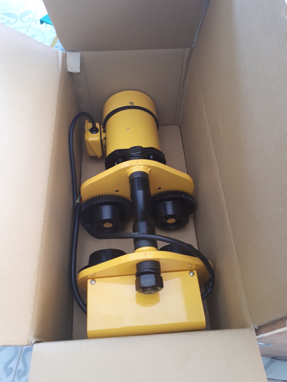 Palang xích điện 1 tấn KIO Winch Palang xích điện 1 tấn KIO Winch