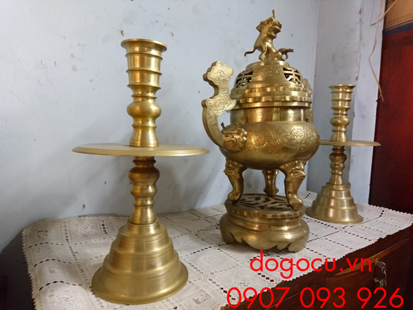 Đặc điểm nổi bật của lư đồng tam sự giá rẻ Đặc điểm nổi bật của lư đồng tam sự giá rẻ