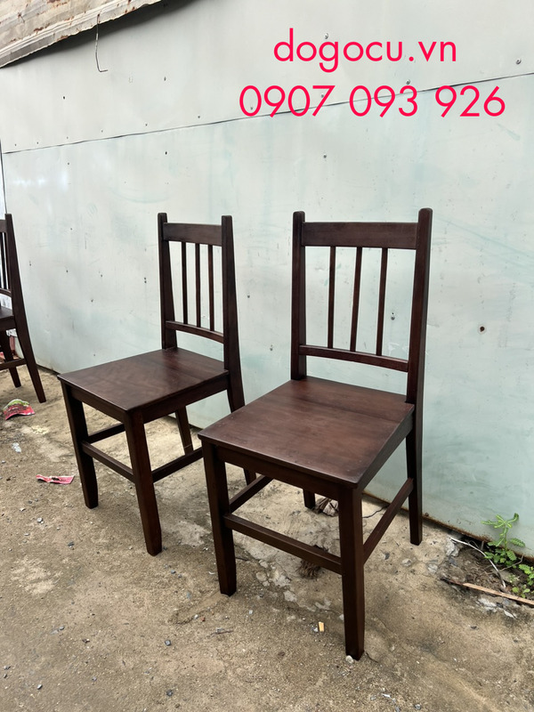 Bộ bàn dành cho 4 người