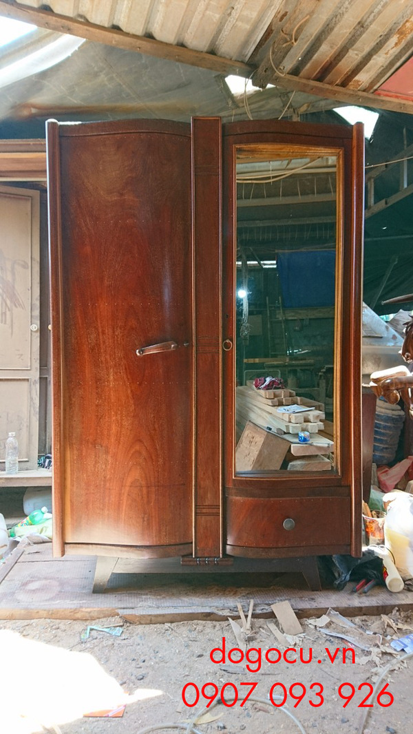 Giá tủ quần áo gỗ tự nhiên phân khúc trung cấp Giá tủ quần áo gỗ tự nhiên phân khúc trung cấp