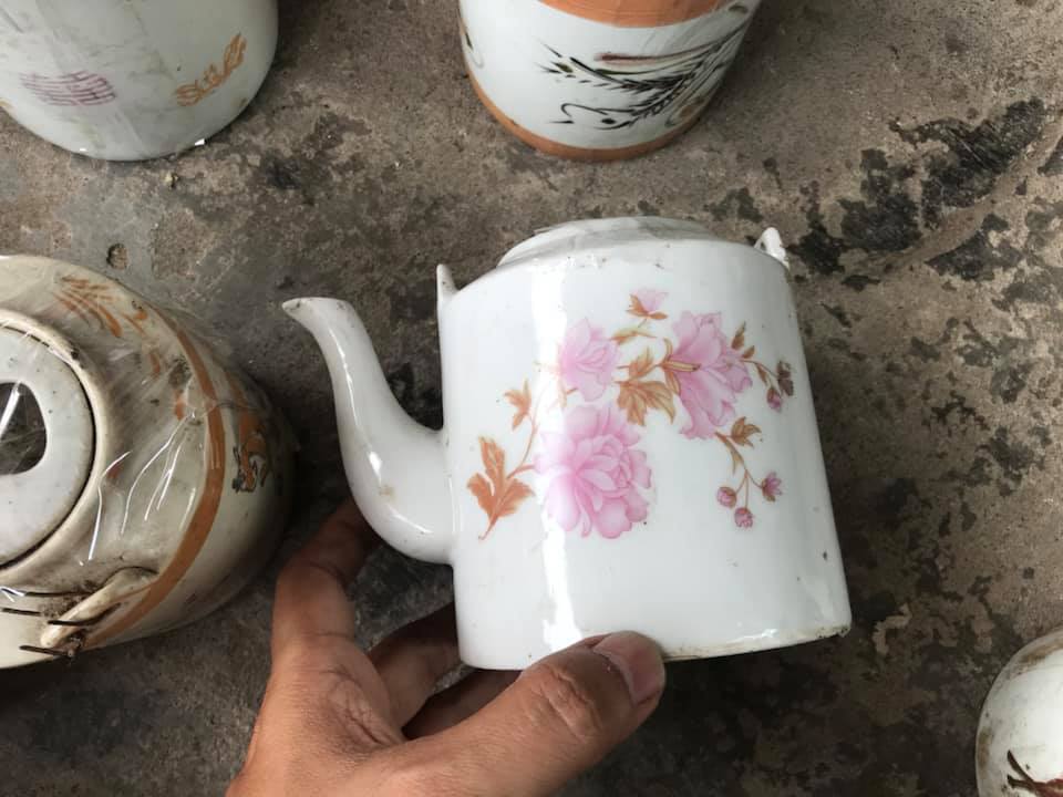 ấm trà xưa hình 2