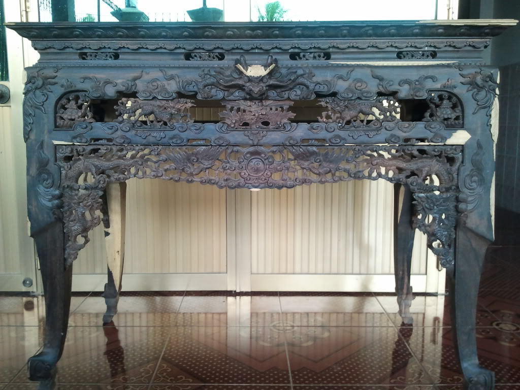 Có nên mua bàn thờ cũ không? Có nên mua bàn thờ cũ không?