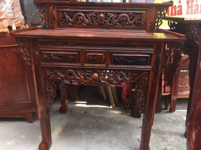 Có nên mua bàn thờ cũ không? Có nên mua bàn thờ cũ không?