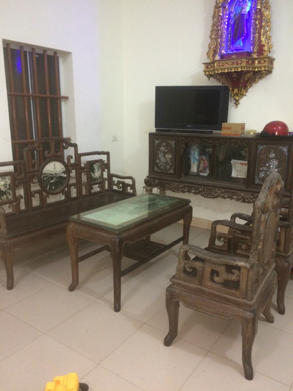 bộ bàn ghế móc đá gỗ gụ ta bộ bàn ghế móc đá gỗ gụ ta