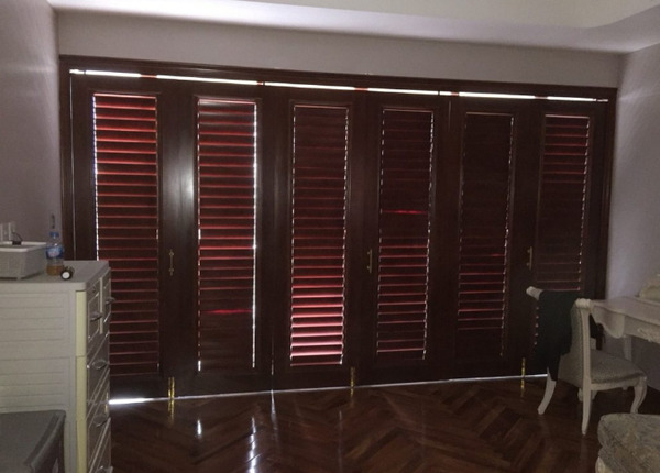 Cửa sổ lá sách