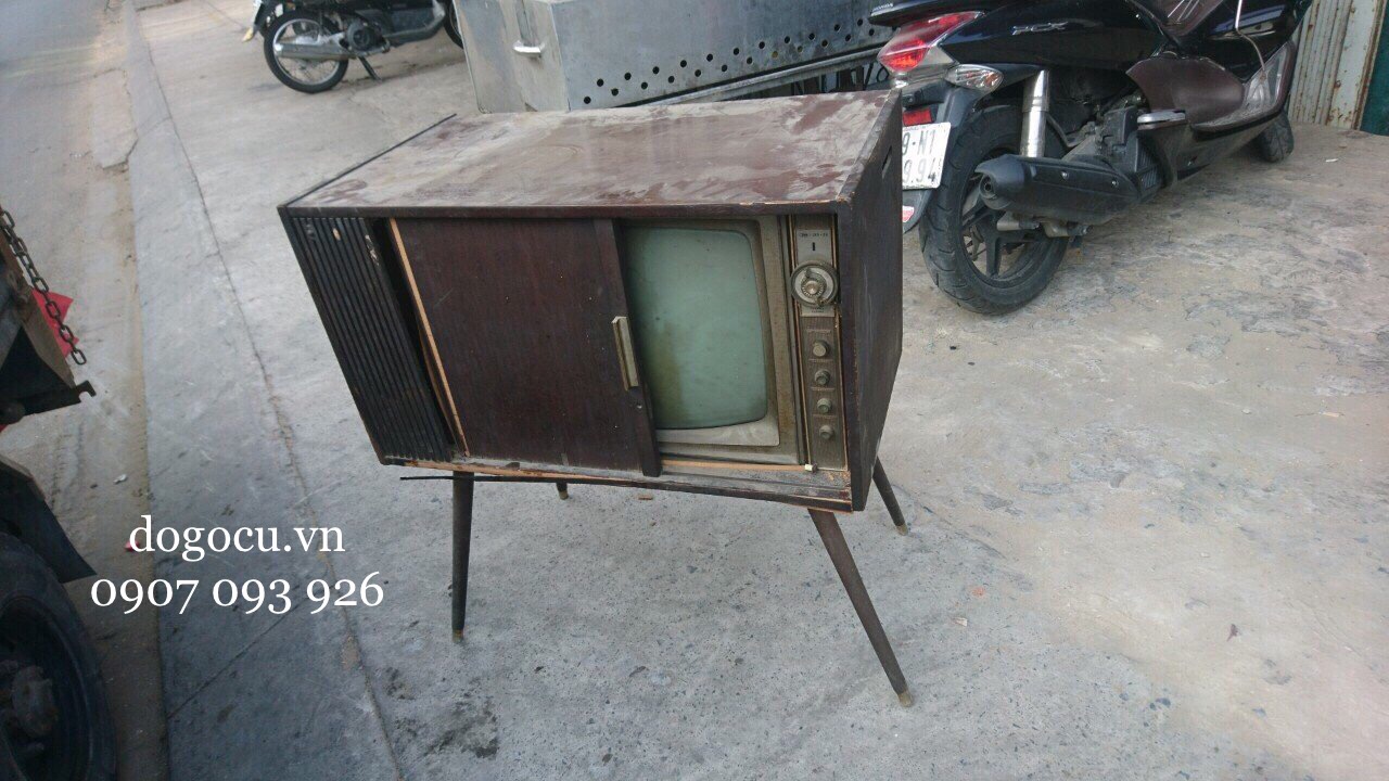 tivi cổ trang trí tivi cổ trang trí