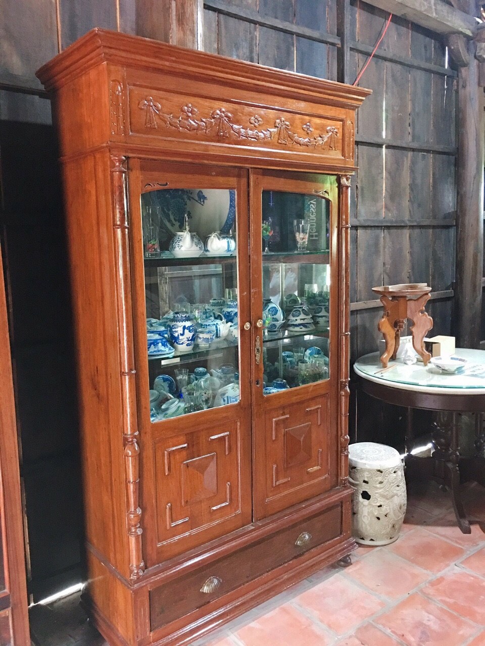 tủ ly xưa tủ ly xưa