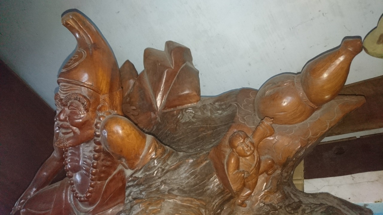 tượng Tế Công gỗ hương tượng Tế Công gỗ hương