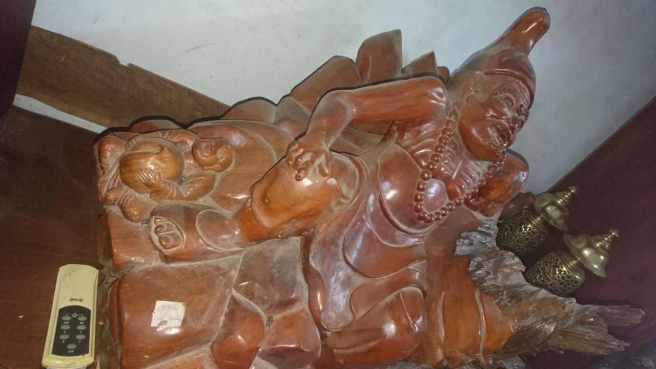 tượng Tế Công gỗ hương tượng Tế Công gỗ hương