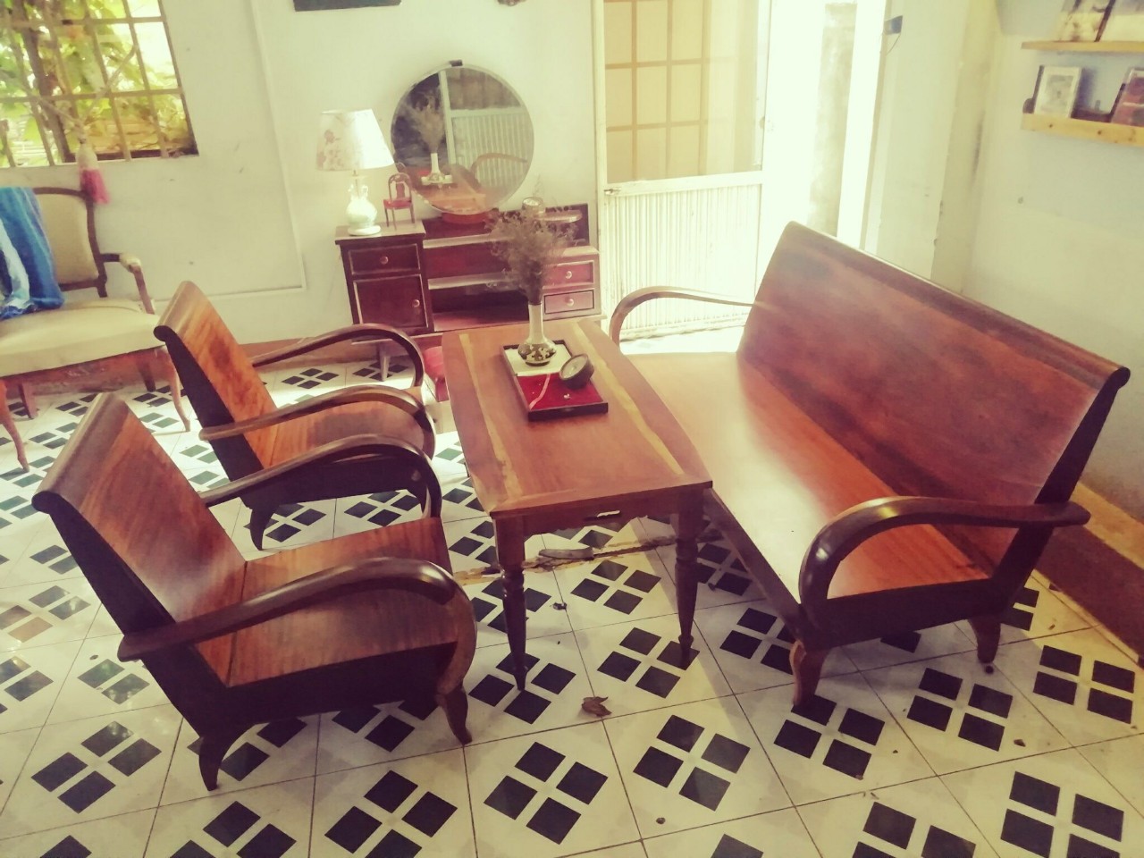 salon thùng salon thùng