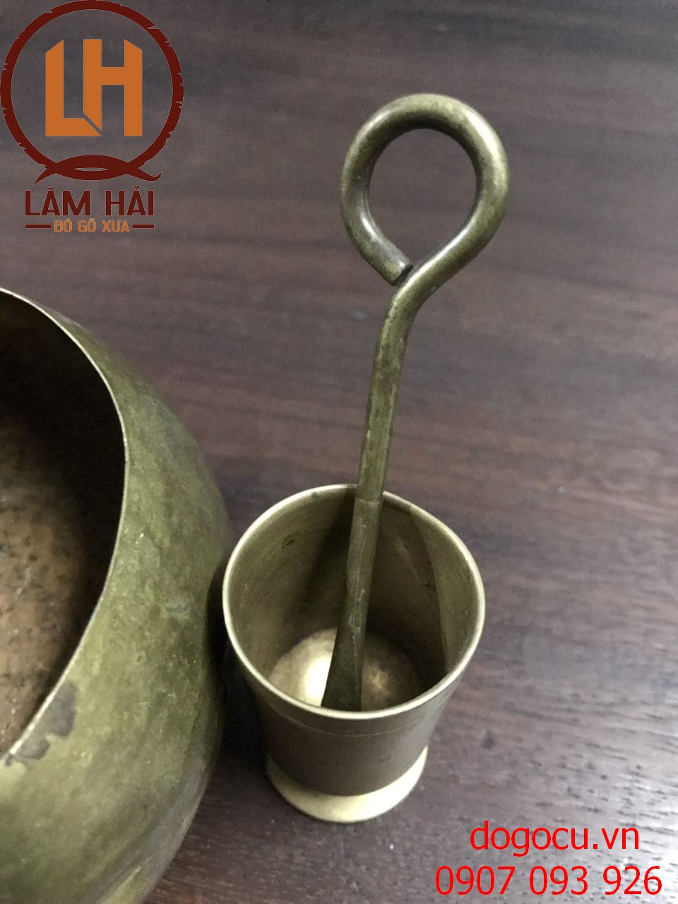 Khay trầu bằng đồng ngày xưa Khay trầu bằng đồng ngày xưa