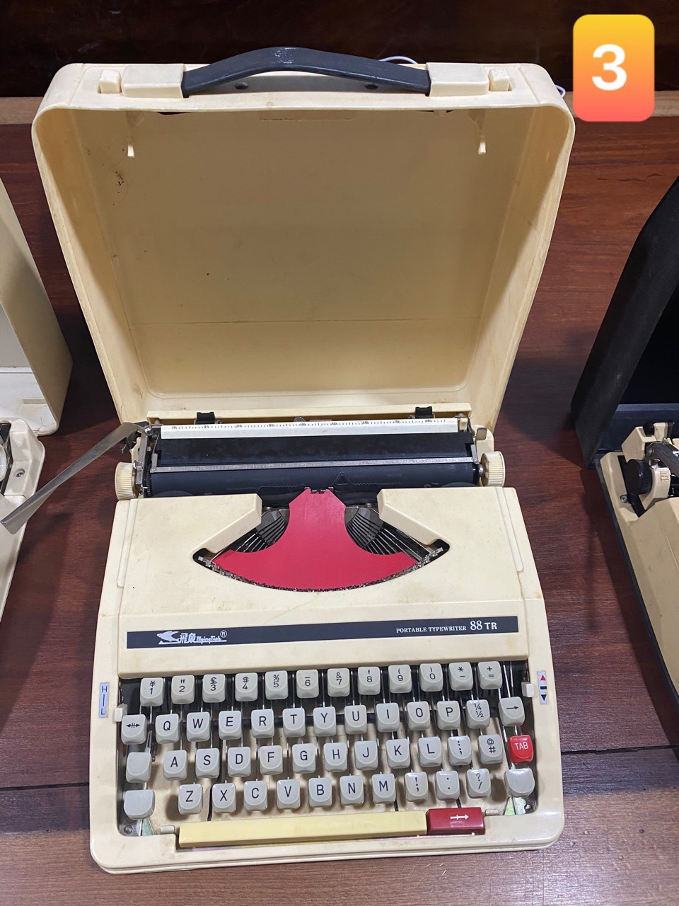 máy đánh chữ xưa máy đánh chữ xưa