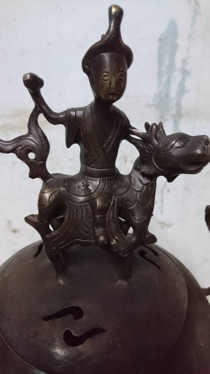 lư đốt trầm bằng đồng lư đốt trầm bằng đồng