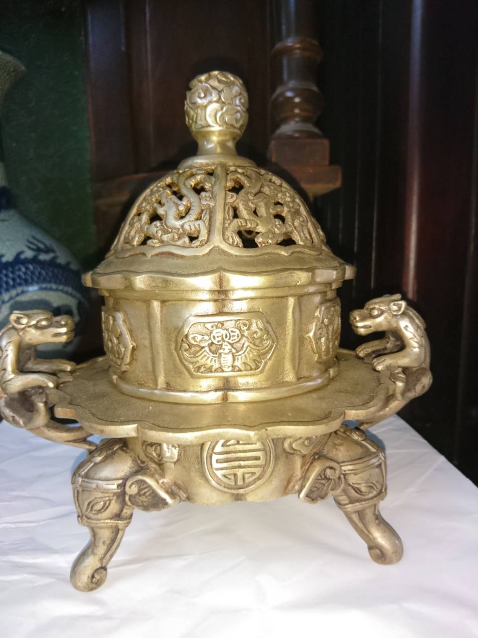 lư đốt trầm bằng đồng lư đốt trầm bằng đồng