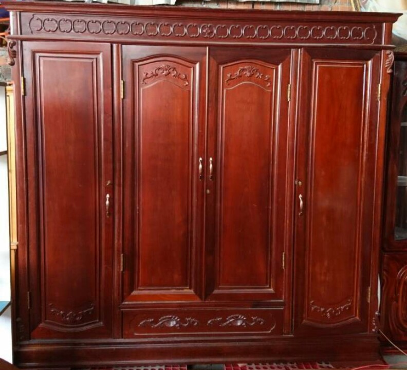 Tủ quần áo 4 buồng gỗ tự nhiên Tủ quần áo 4 buồng gỗ tự nhiên
