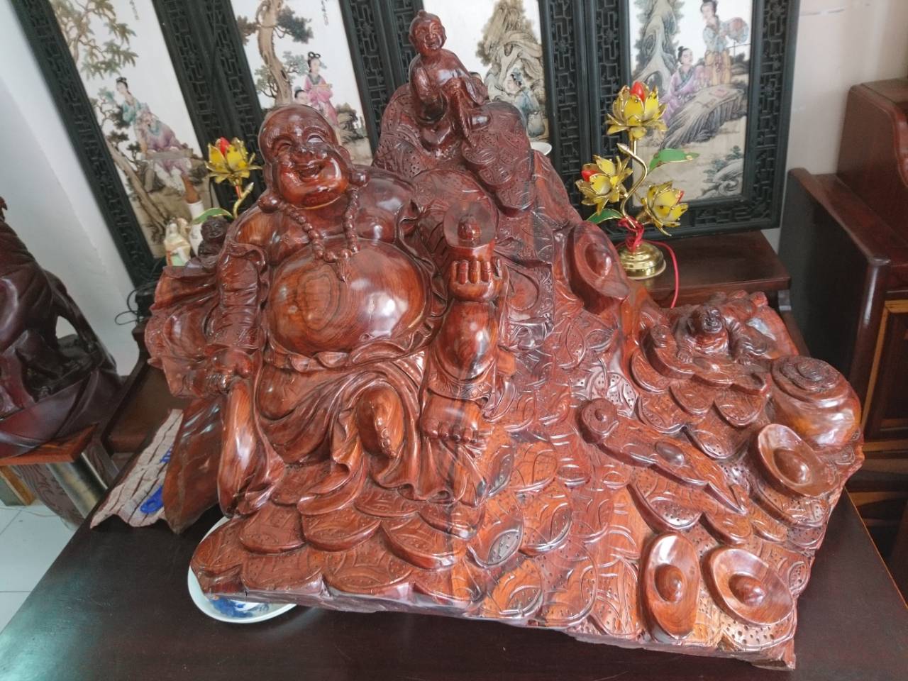 Tượng di lặc gỗ cẩm lai Tượng di lặc gỗ cẩm lai