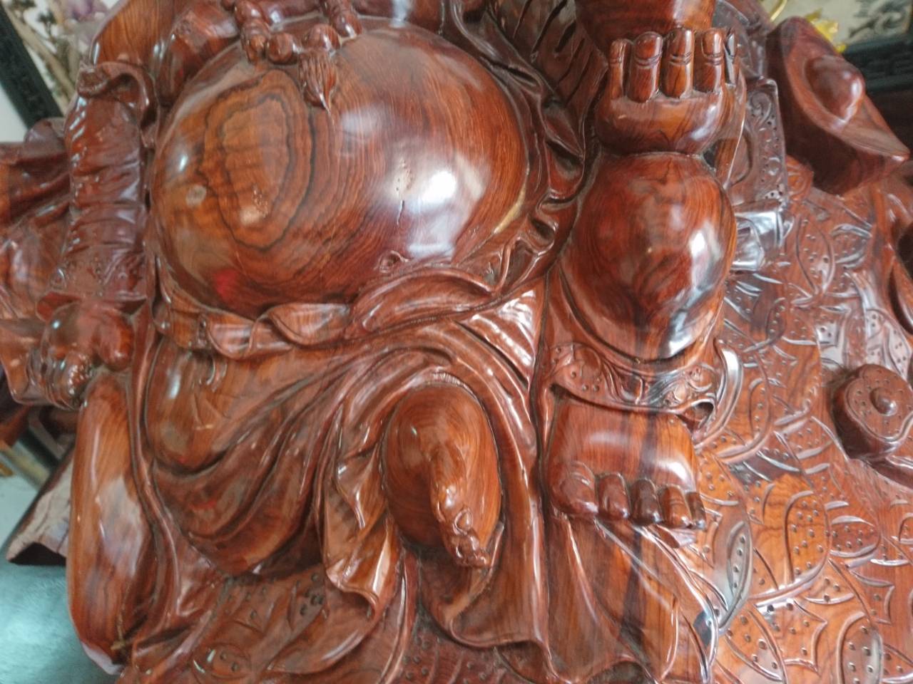 Tượng di lặc gỗ cẩm lai Tượng di lặc gỗ cẩm lai