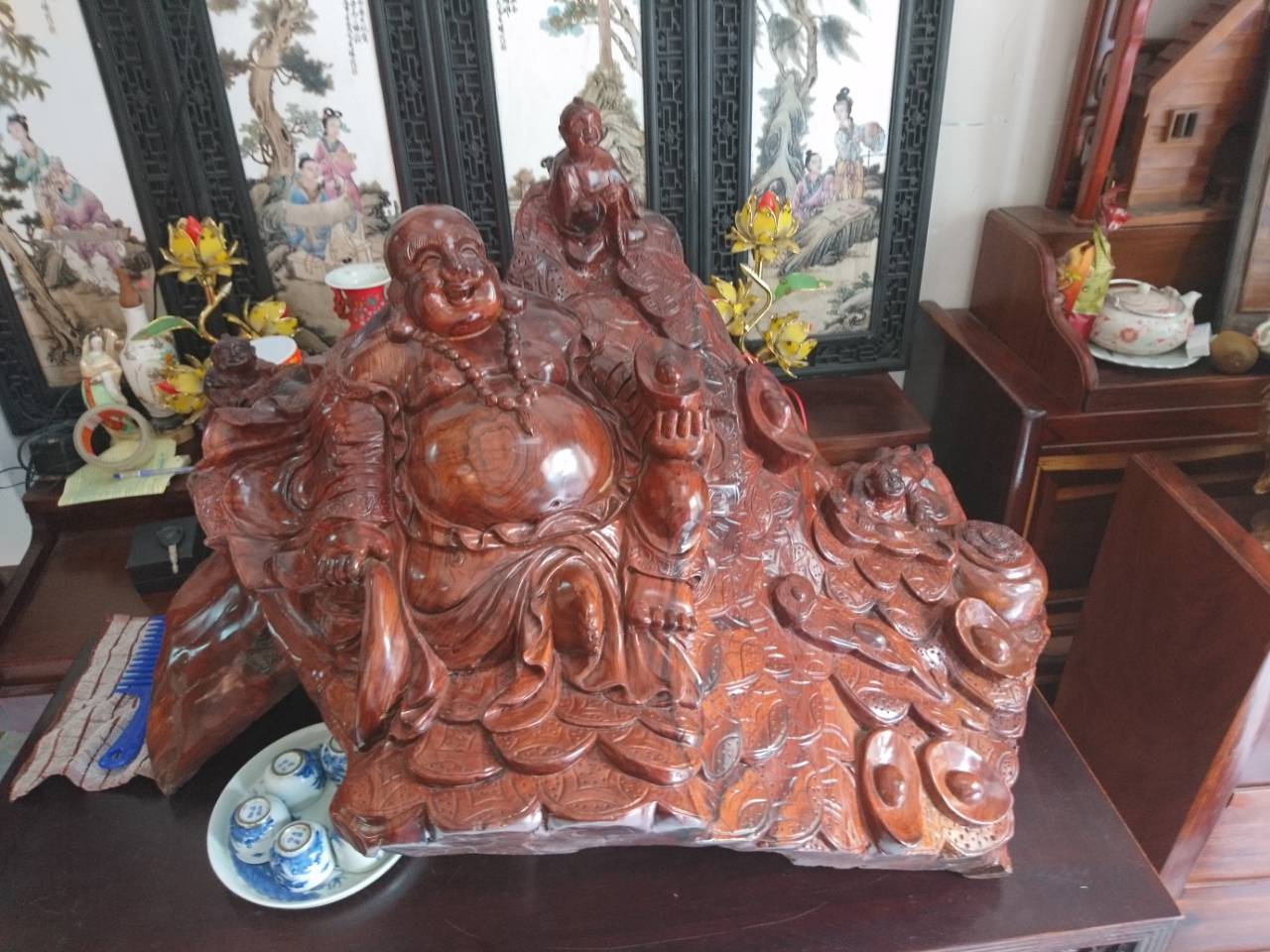 Tượng di lặc gỗ cẩm lai Tượng di lặc gỗ cẩm lai