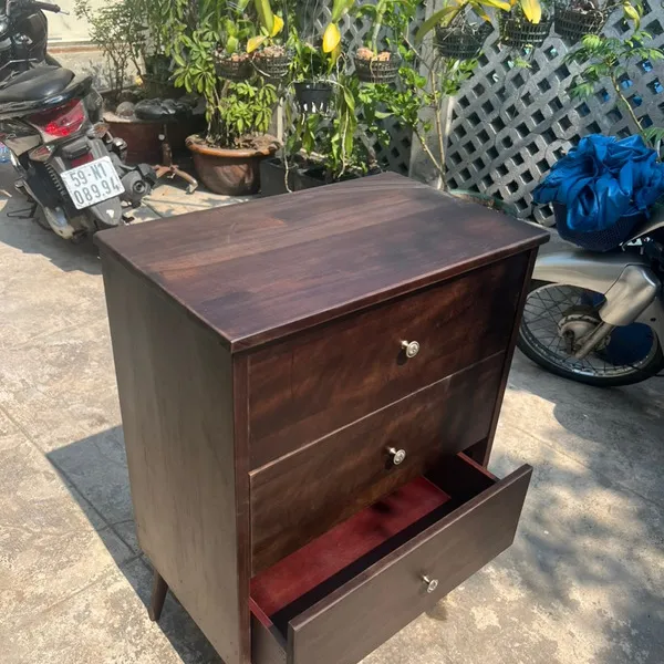 Tủ gỗ Dầu xưa