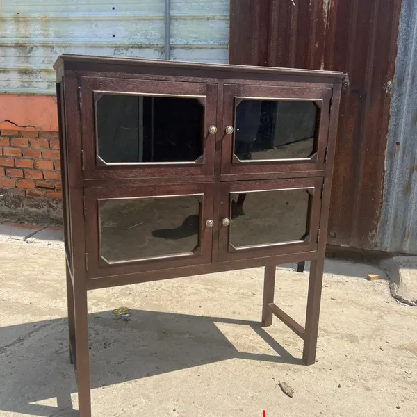 Tủ ly gỗ cũ gỗ Dầu xưa 124x102x40cm - Bí quyết trang trí không gian độc đáo