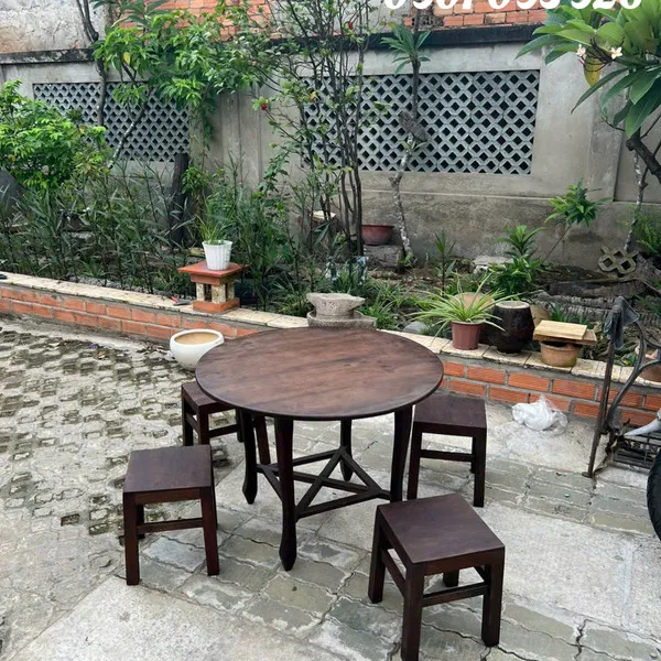 Ghế đẩu gỗ nhỏ