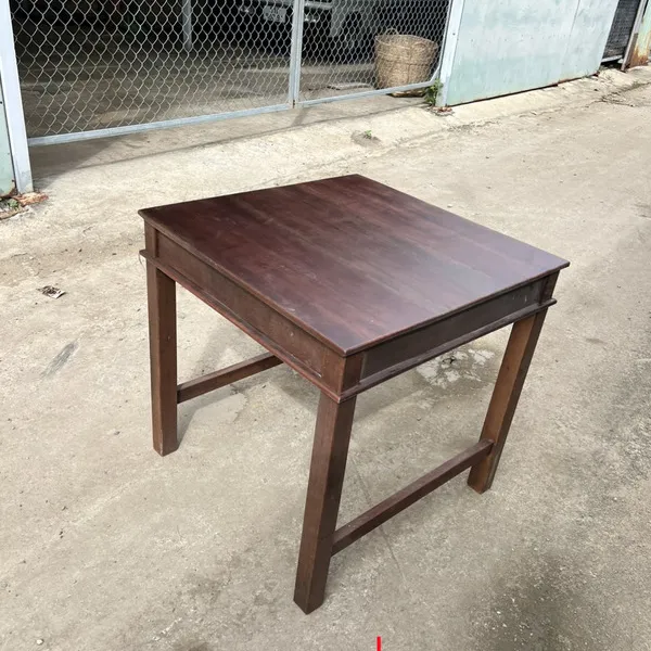 Bộ bàn ăn 4 ghế gỗ tự nhiên - Bàn cao 75x75x75cm, ghế cao 45cm với nhiều ưu việt