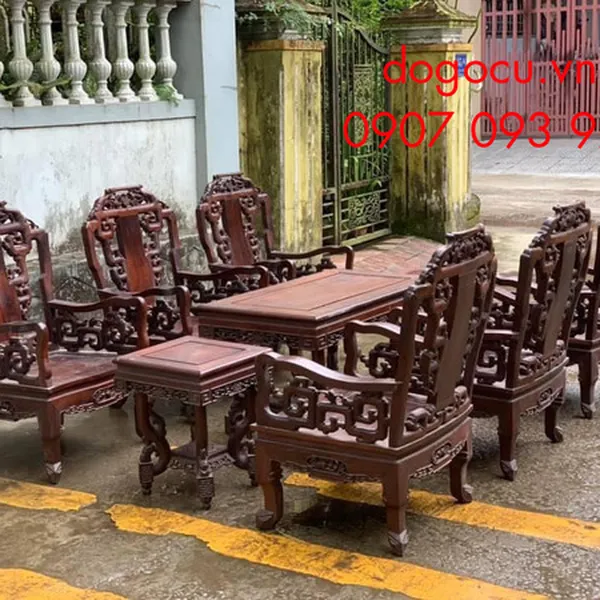 Bộ bàn ghế cũ xưa