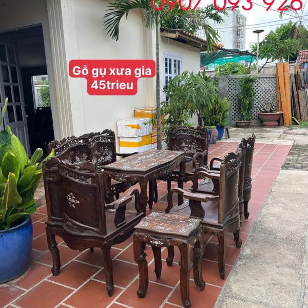 Bộ bàn ghế cuốn thư Gỗ Gụ với nhiều ưu điểm nổi trội