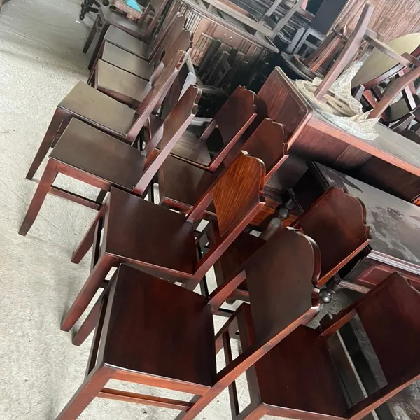 Ghế đai gỗ xưa lớn