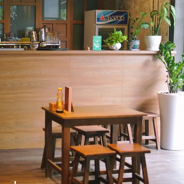 Ghế đẩu gỗ chữ A