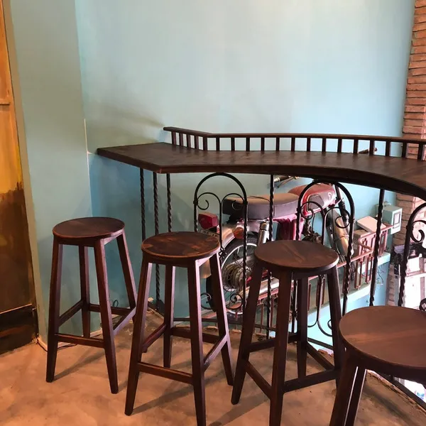 Ghế đẩu gỗ tròn quầy bar