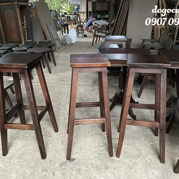 Ghế đẩu gỗ vuông quầy bar