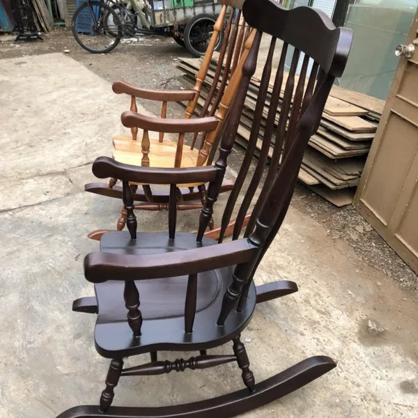 Ghế gỗ lắc thư giãn