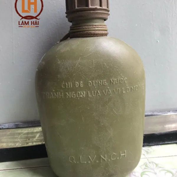 Bình đựng nước xưa - Món đồ kỉ niệm đáng giá