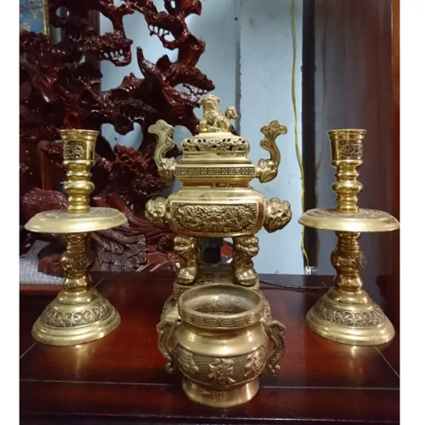 Lư đồng tam sự giá rẻ chất lượng cho gian thờ gia tiên