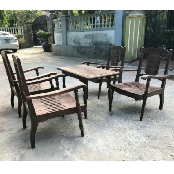 salon thẻ gỗ Gụ xưa